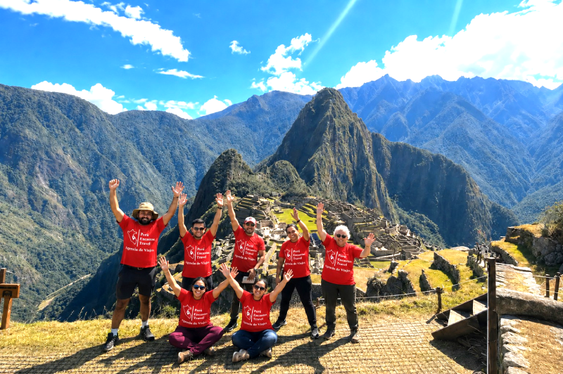 Turismo peruano con guías locales certificados