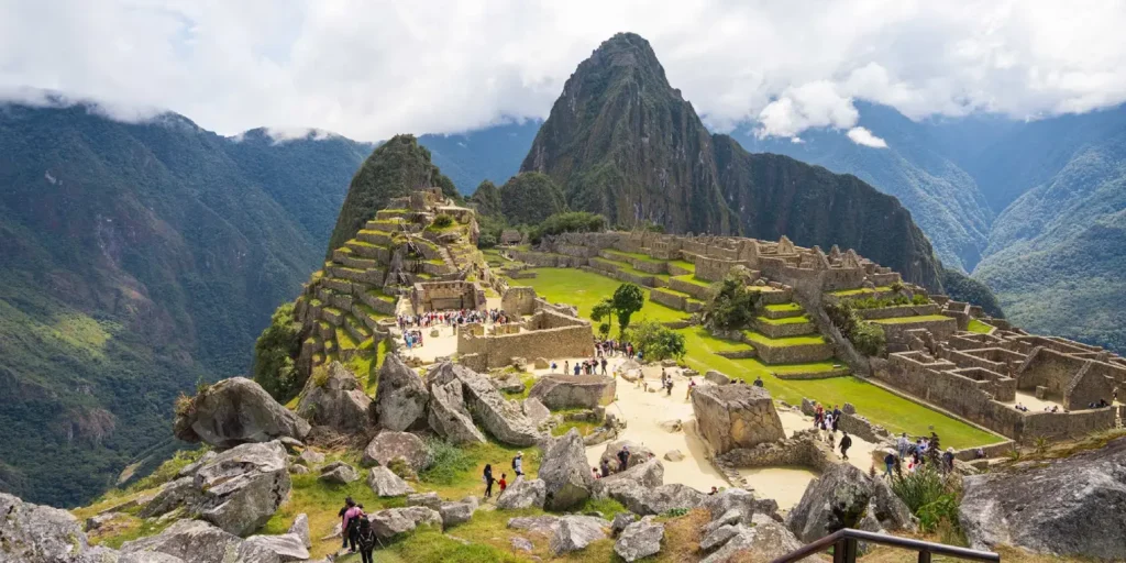 ¿Paquete organizado o viajar por tu cuenta a Perú? Comparativa real