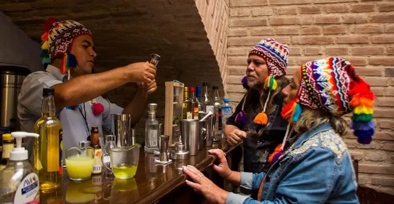Tour gastronómico + clase de cocina